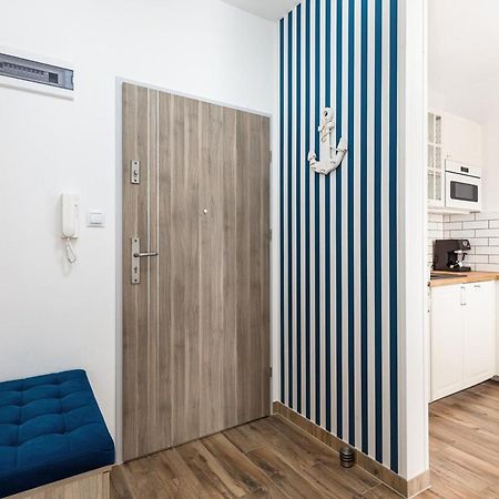 Apartament Holiday 8/25 レバル エクステリア 写真