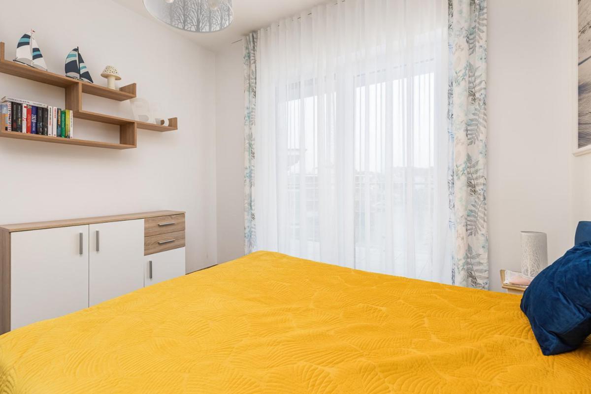 Apartament Holiday 8/25 レバル エクステリア 写真