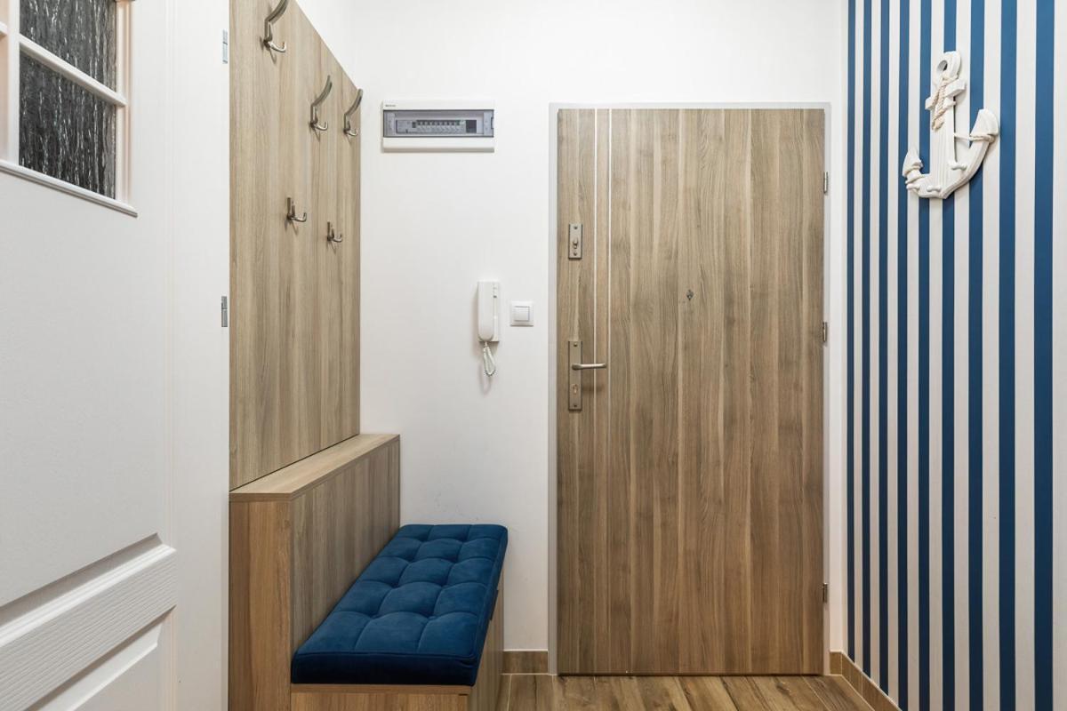 Apartament Holiday 8/25 レバル エクステリア 写真