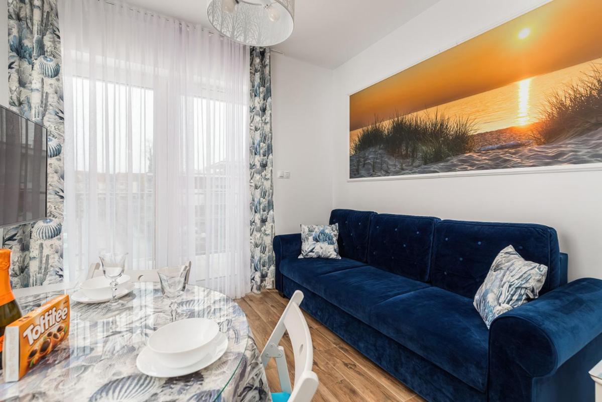 Apartament Holiday 8/25 レバル エクステリア 写真