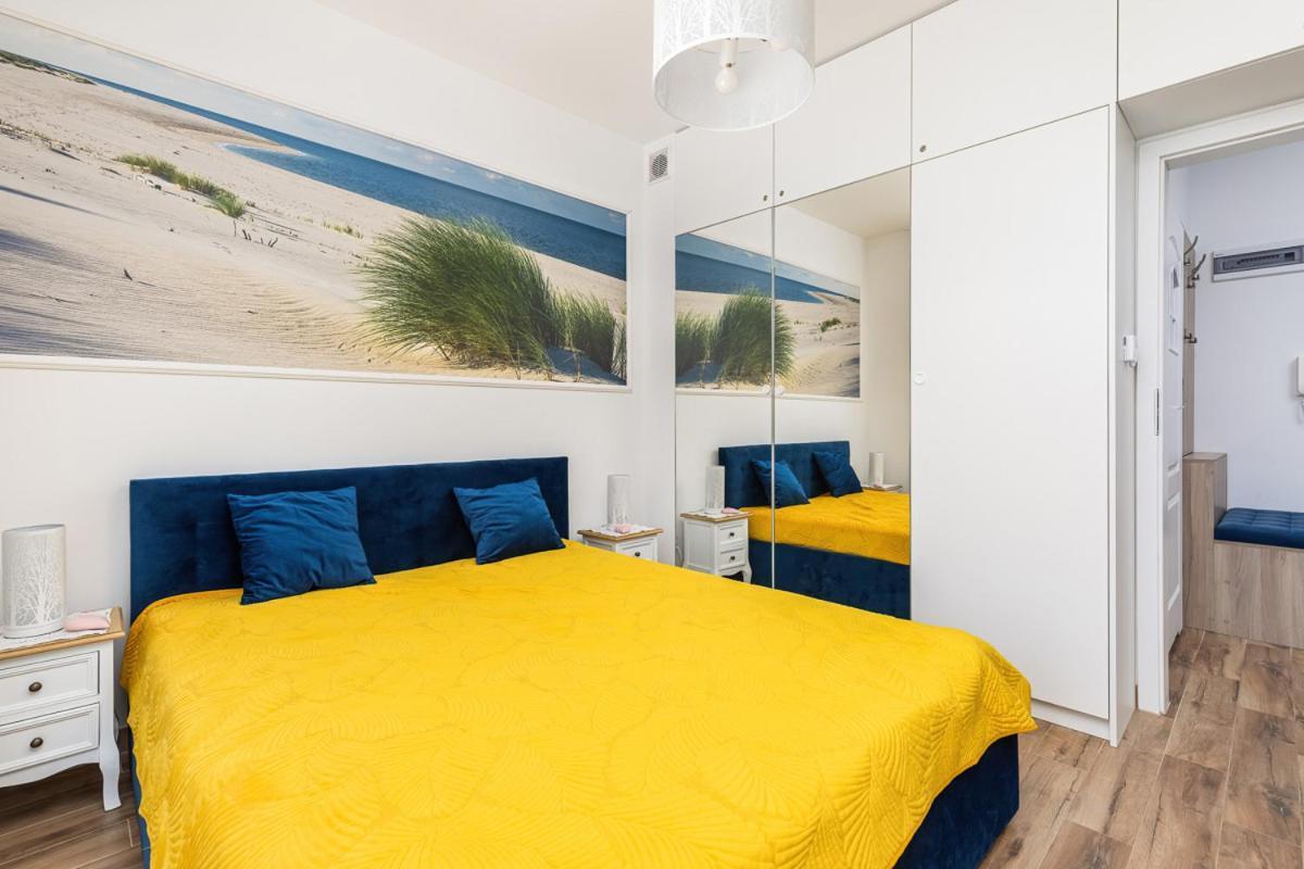 Apartament Holiday 8/25 レバル エクステリア 写真