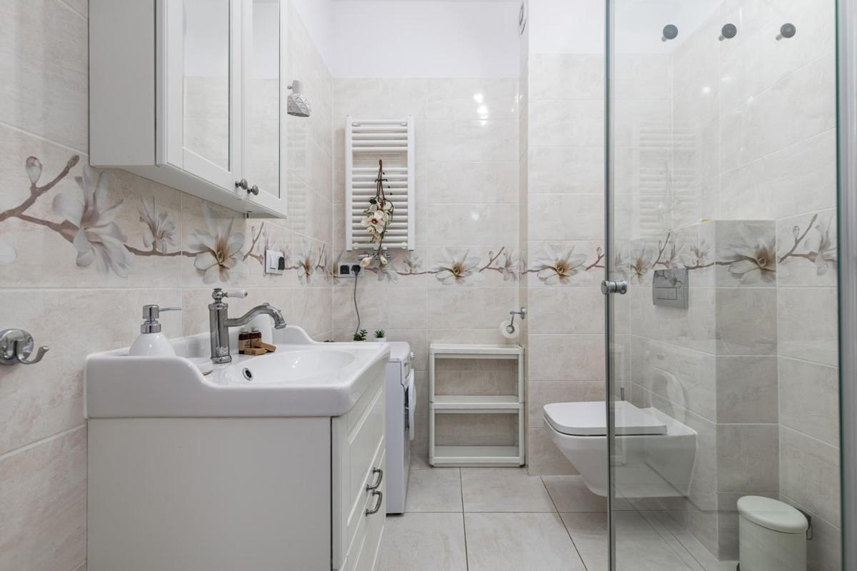 Apartament Holiday 8/25 レバル エクステリア 写真