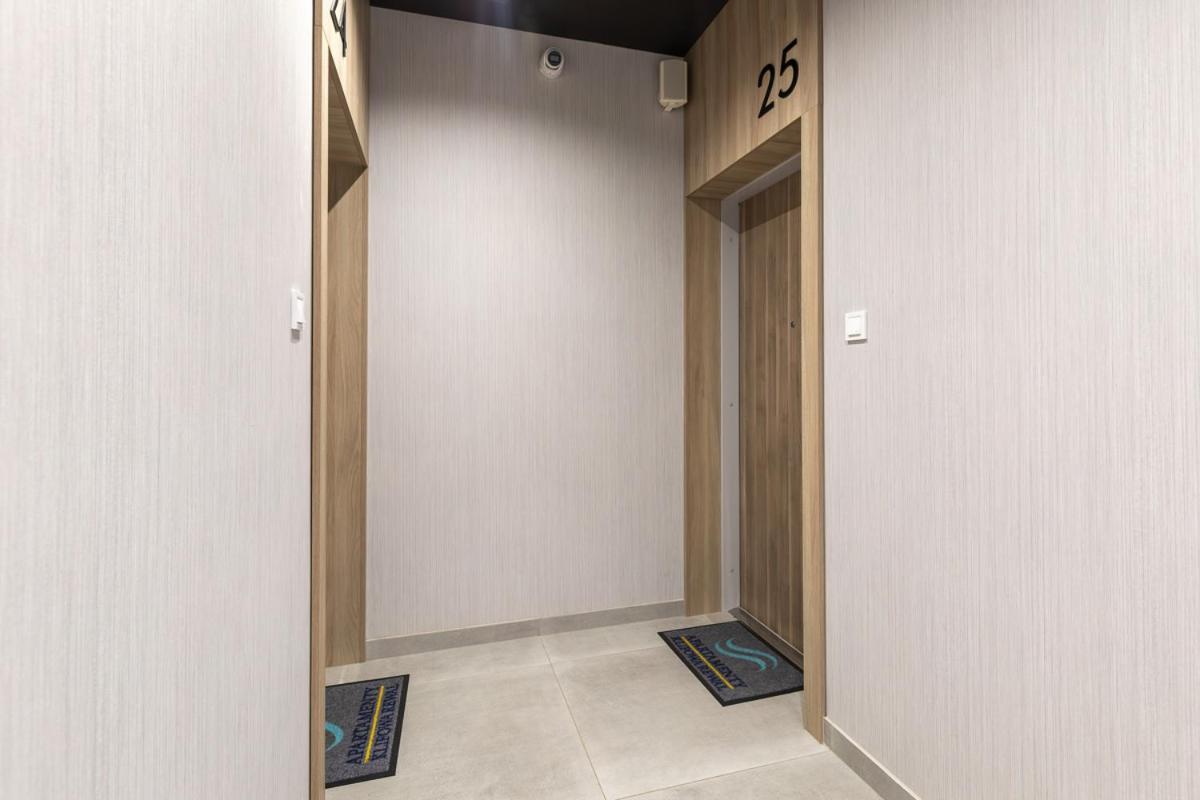 Apartament Holiday 8/25 レバル エクステリア 写真