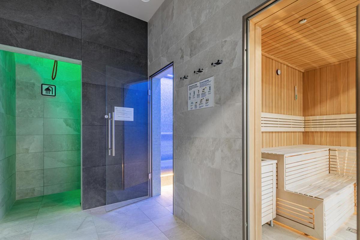Apartament Holiday 8/25 レバル エクステリア 写真